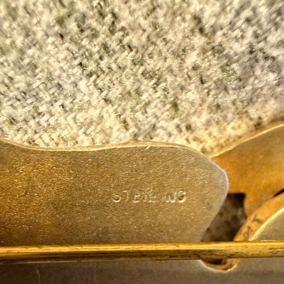 US Surgeon Flight Wing Pin - Picture 6 of 8